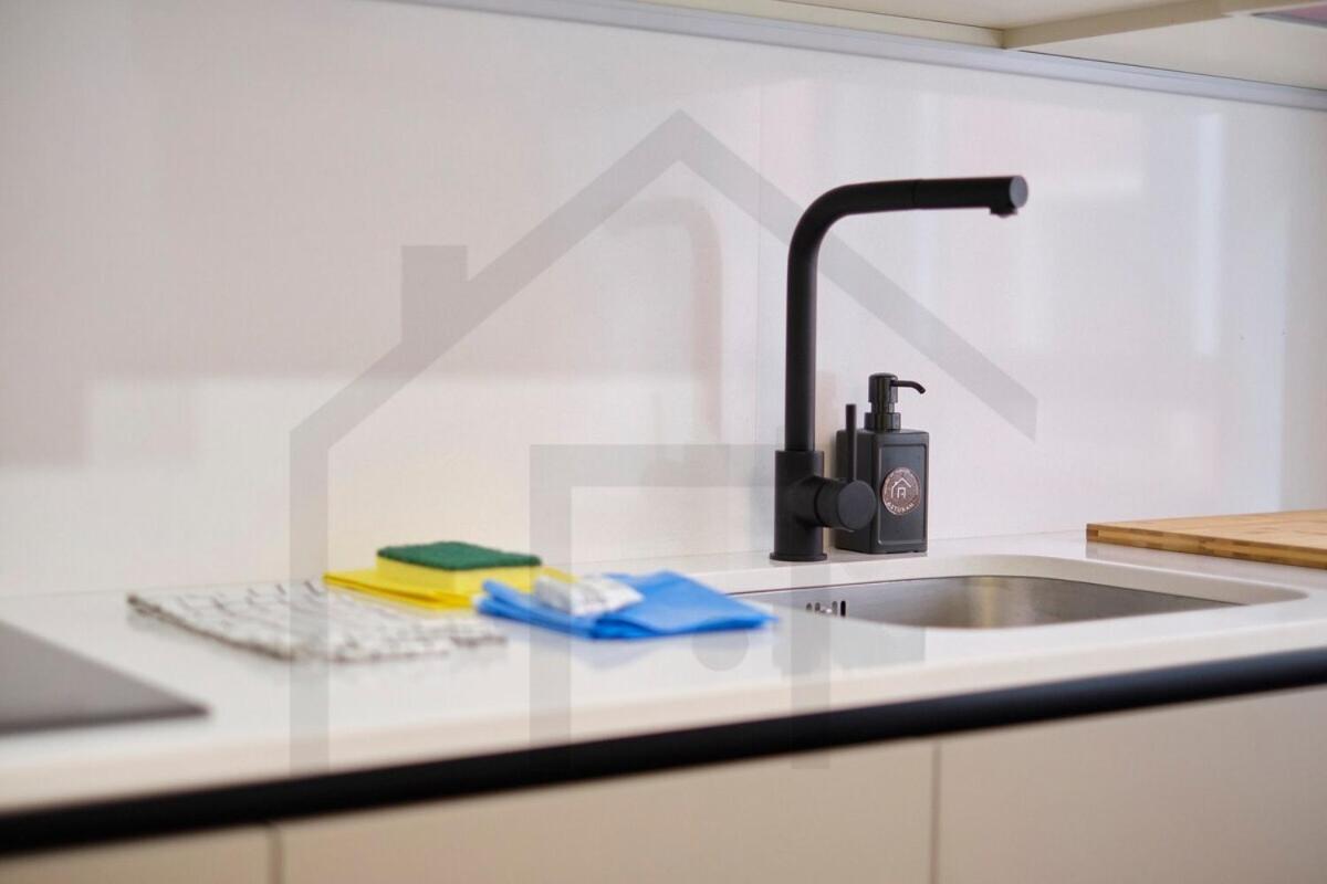 Cervantes - Apartamento A Estrenar Con Parking Gijon Bagian luar foto